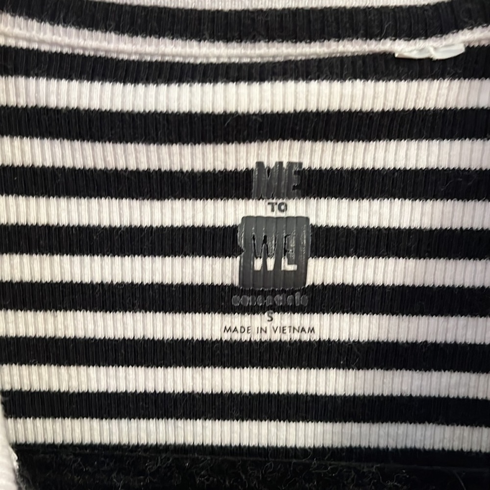 Striped crop top - Picture 2 of 3